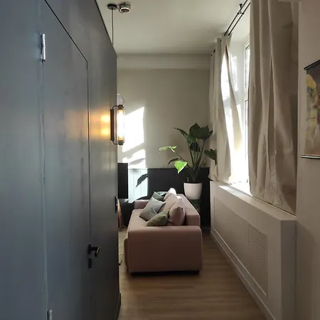 Alte Schule Gaestehaus - Klassenzimmer Loft Appartement *